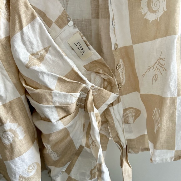 DISSH linen set is size 8. - Picture 10 of 10